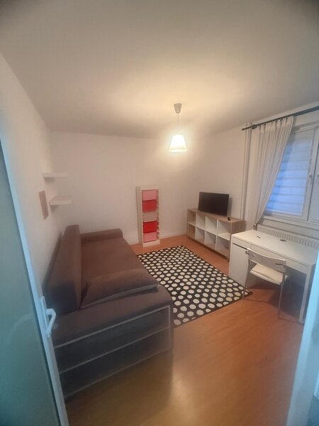 Drumul Taberei, parter inalt cu balcon,