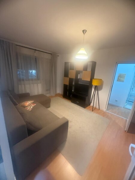 Drumul Taberei, parter inalt cu balcon,