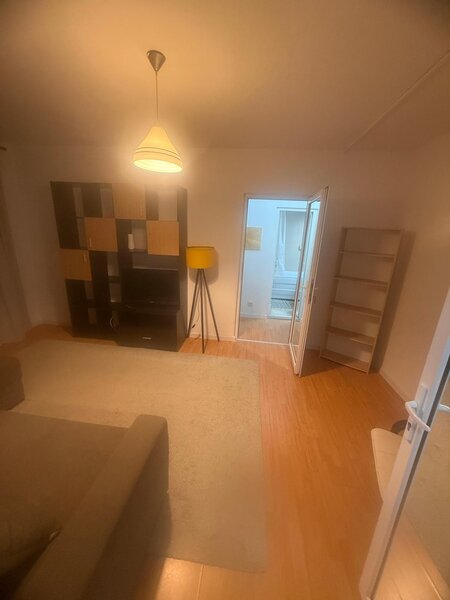 Drumul Taberei, parter inalt cu balcon,
